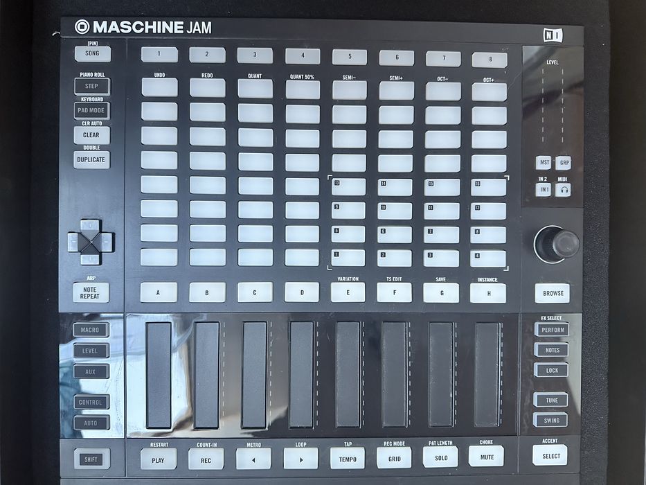 Native Instruments Maschine Jam