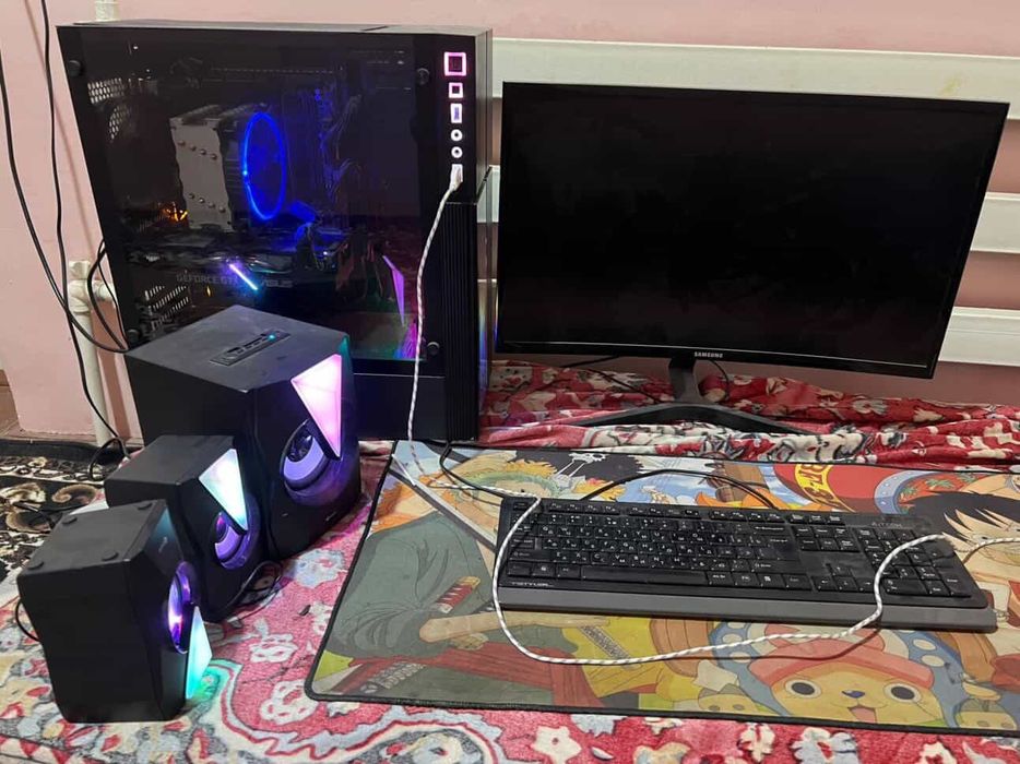 Core I7 9700. Kompyuter, PC