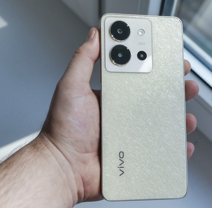 Смартфон Vivo Y36
