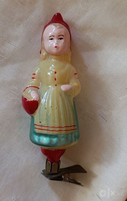 Ёлочные игрушки , гирлянды , дед морозы , снегурочки СССР