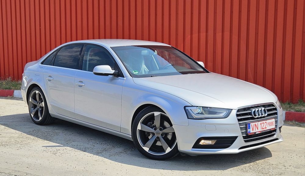 Audi A4 2.0 Tdi 150 cp 2014 Euro 6 Xenon+Led-Clima-Scaune incalzite-Jante R18