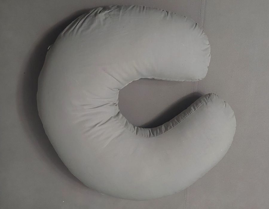 Perna pentru alaptat IKEA