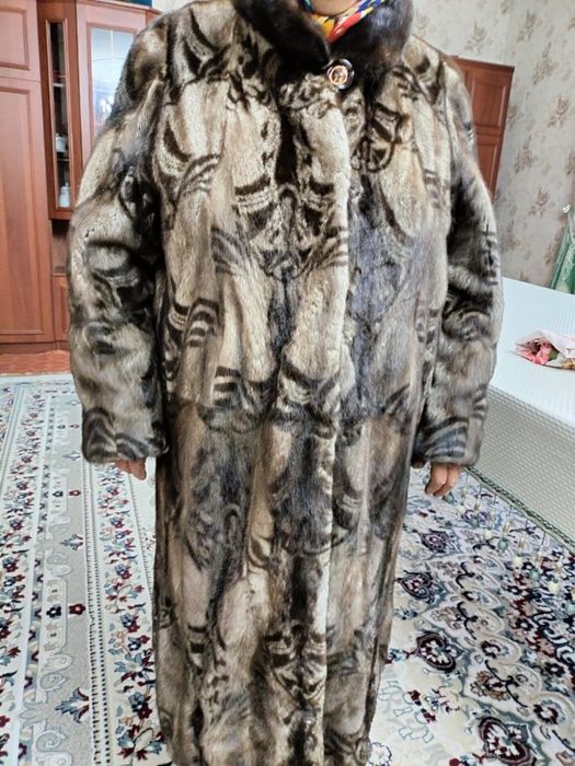 Продам натуральную шубу