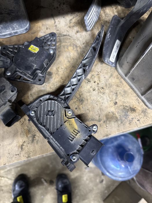 педаль газ электронный на ваз