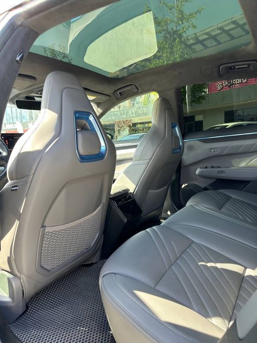 Zeekr 001 2024 — 4