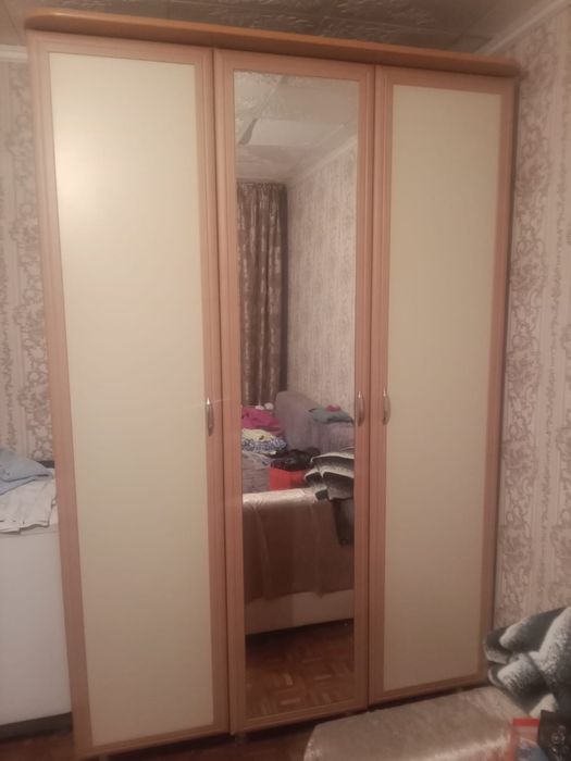 Шкаф продам срочно