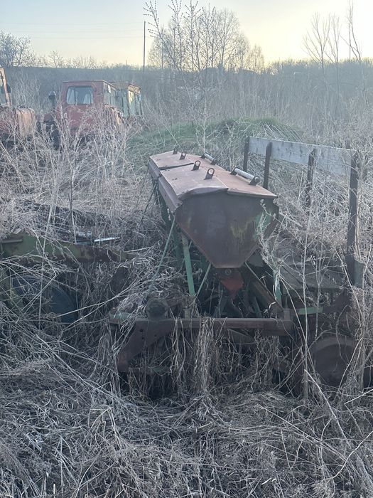 Продам   сеялки