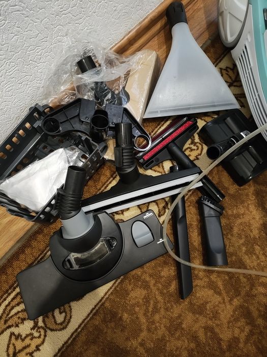 Перяща прахосмукачка Bosch