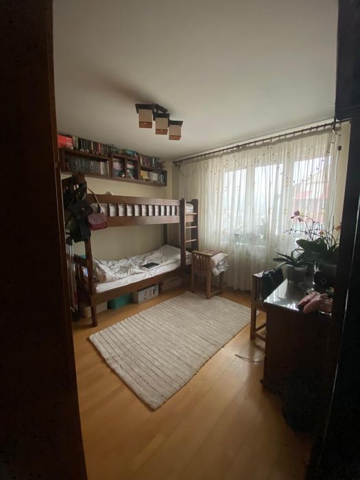 Vând  apartament  2  camere