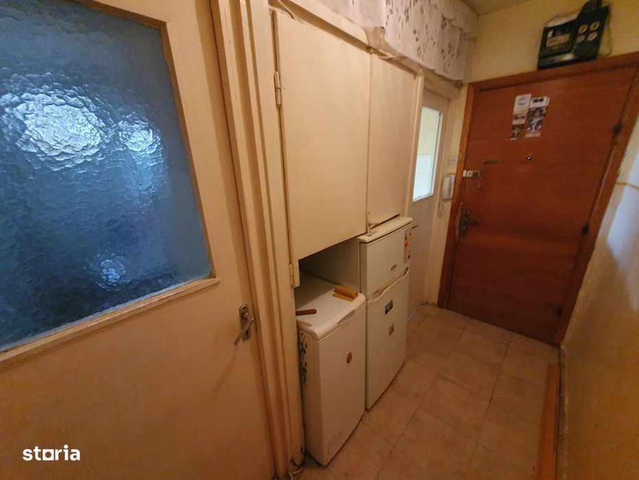 Apartament 2 camere, etaj 4, bloc izolat, acoperis - Zona Girocului