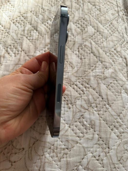 Продам айфон 13 про