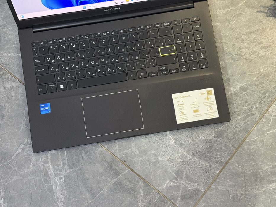 Ноутбук Asus vivobook core i5/11