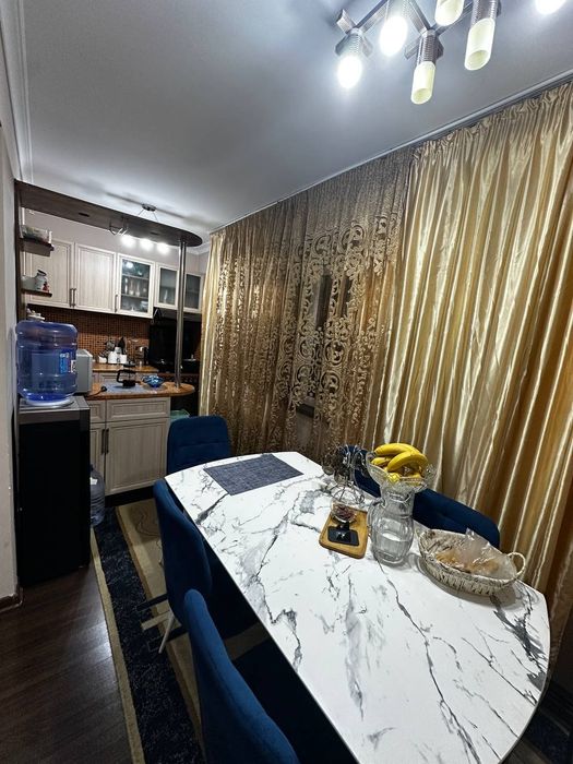 Срочно продаётся 2 ком Тараканчик