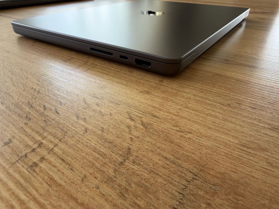MacBook Pro 14" M3 PRO 11-CORE CPU/14-CORE GPU/18GB RAM/ 512GB SSD