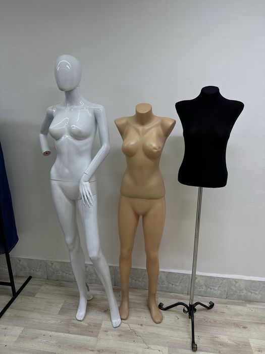 Маникены для женской одежды
