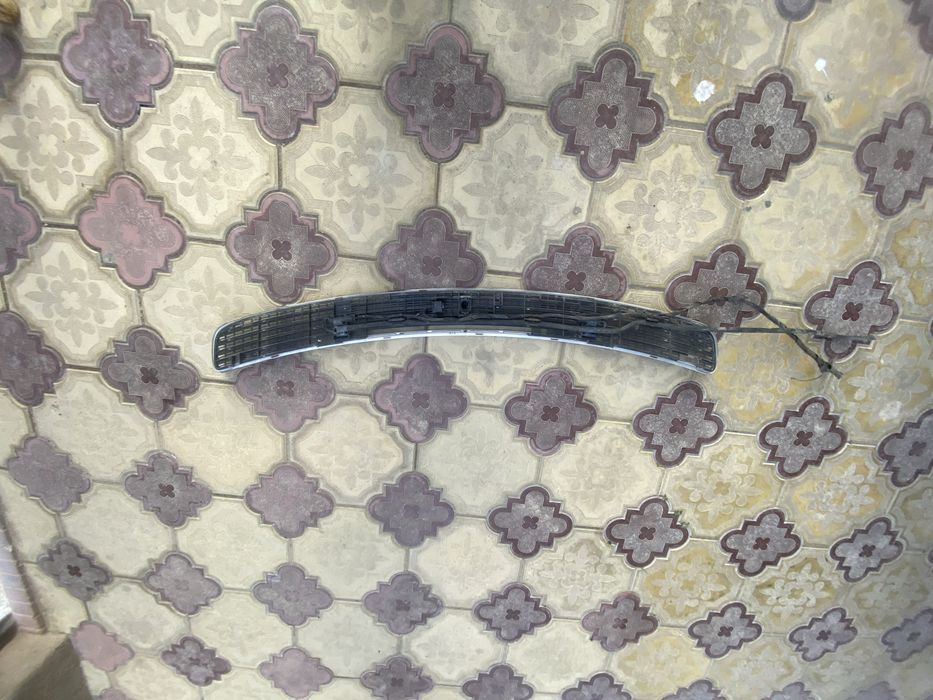 Решетка на Мерседес