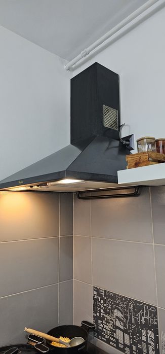 Hotă Wirlpool impecabilă