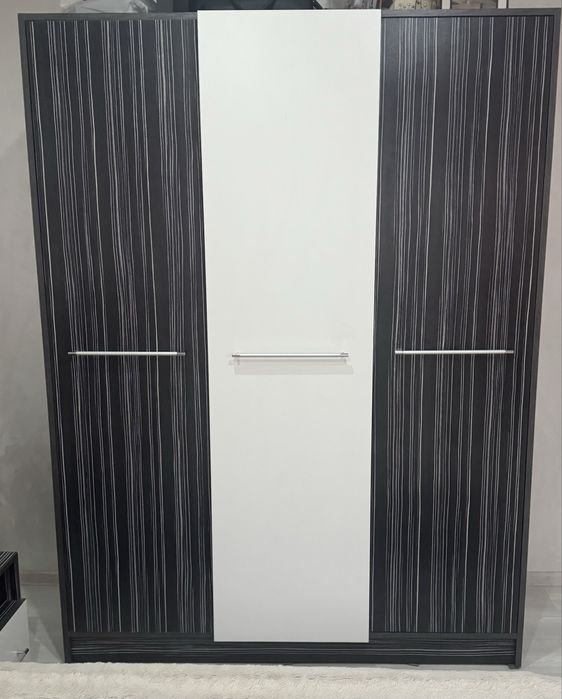 Спалня /Гардероб/Скрин