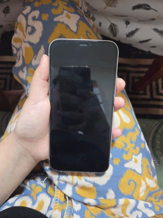 Iphone 12 pro max сроччно сатылады