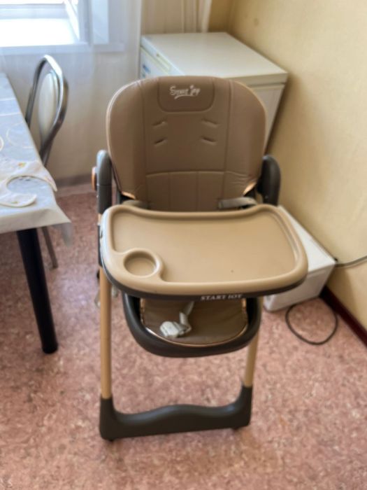 Продам стул детский