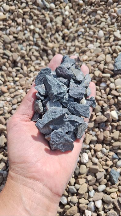 Calcar,granit,marmura,piatra decorativa,nisip,piatra ,amestec,pamant