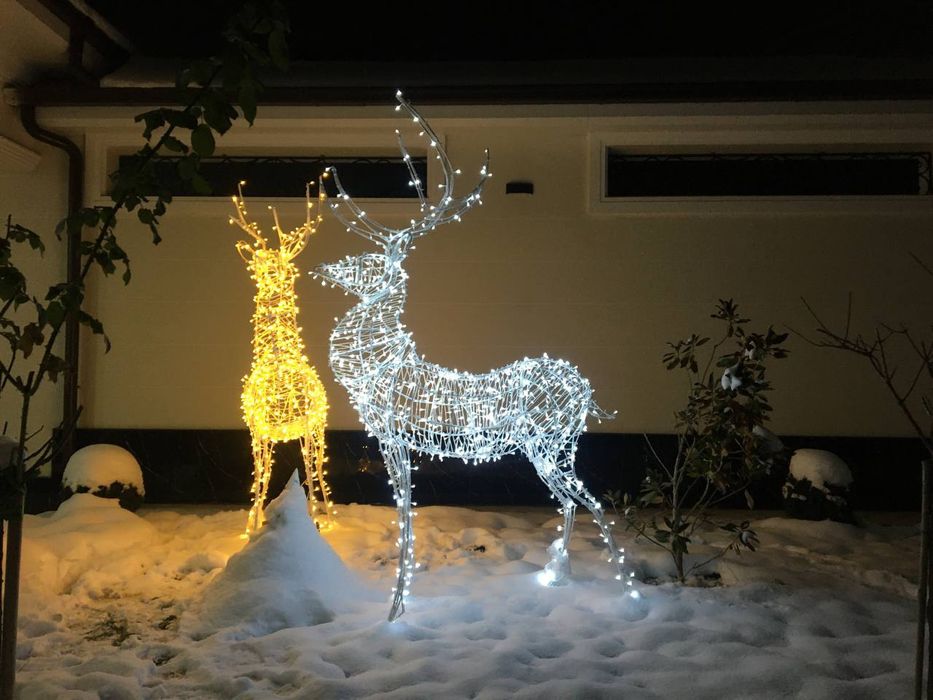 Праздничная иллюминация , оформление фасадов зданий, светящиеся фигуры