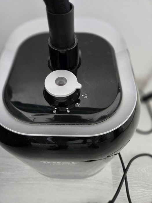 Aparat de calcat cu aburi TEFAL PRO STYLE