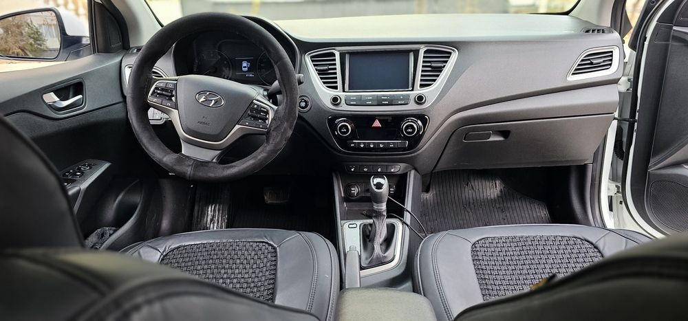 Suv tekin narxga Hyundai accent 2020yil 2-pozitsya Comfort60.000km