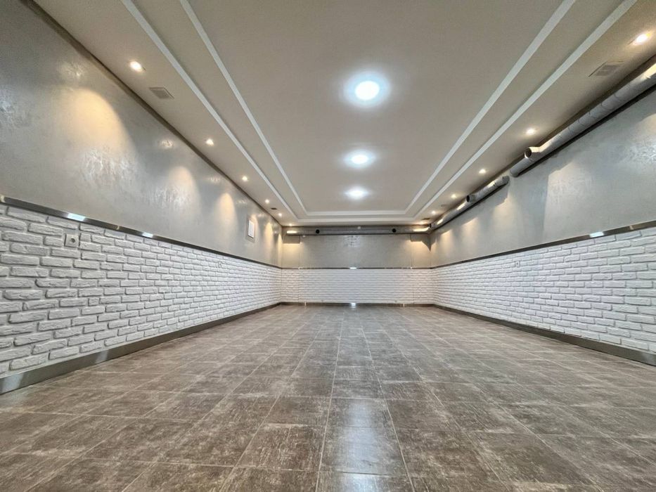 Сдается в аренду помещение вдоль дороги 200м2 - стадион Старт