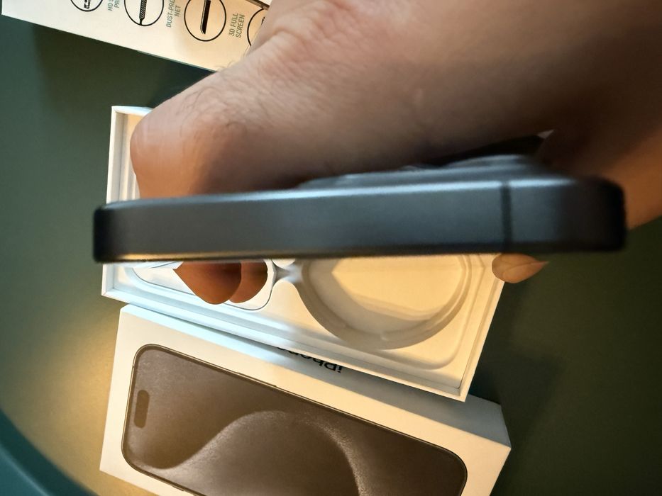 Iphone 15 pro, black titanium