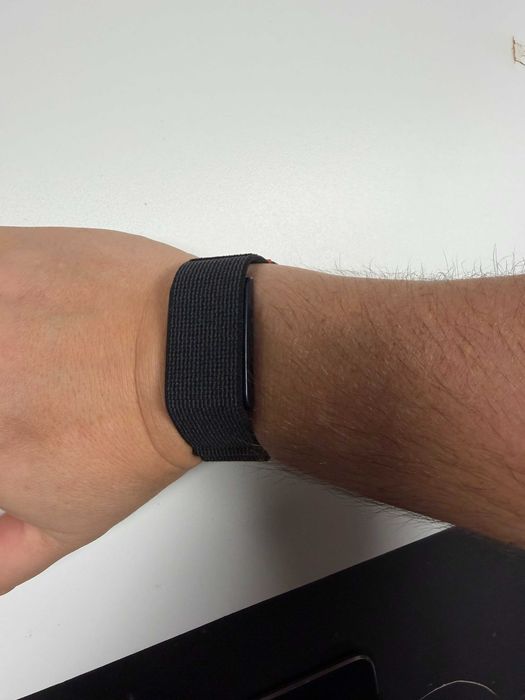 Amazefit Helio Strap - tracker fitness fara ecran - alternativa whoop