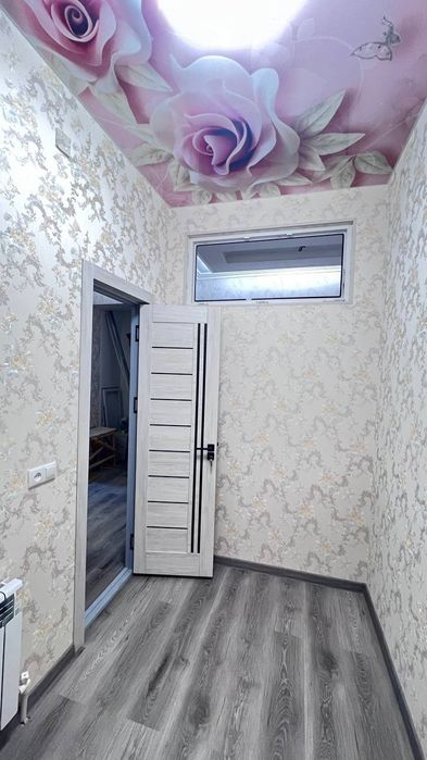 Ttz-4 3honali uy sotiladi