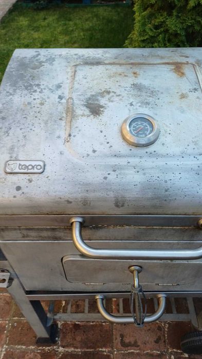 gratar gradina pe carbuni/barbeque