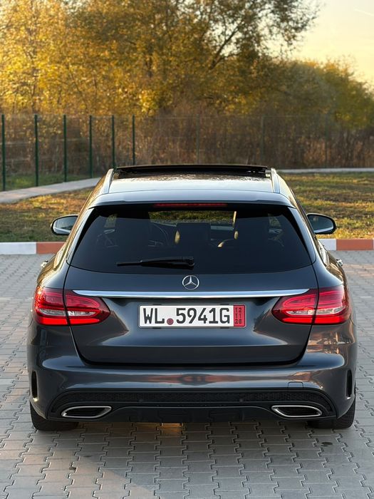 Mercedes Benz C220 /  AMG/ 7G tronic / Padele/ AMG/ Panorama/ Burmeister