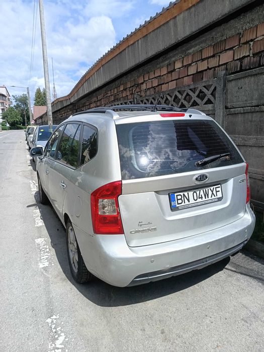 Vand auto KIA carens 2007