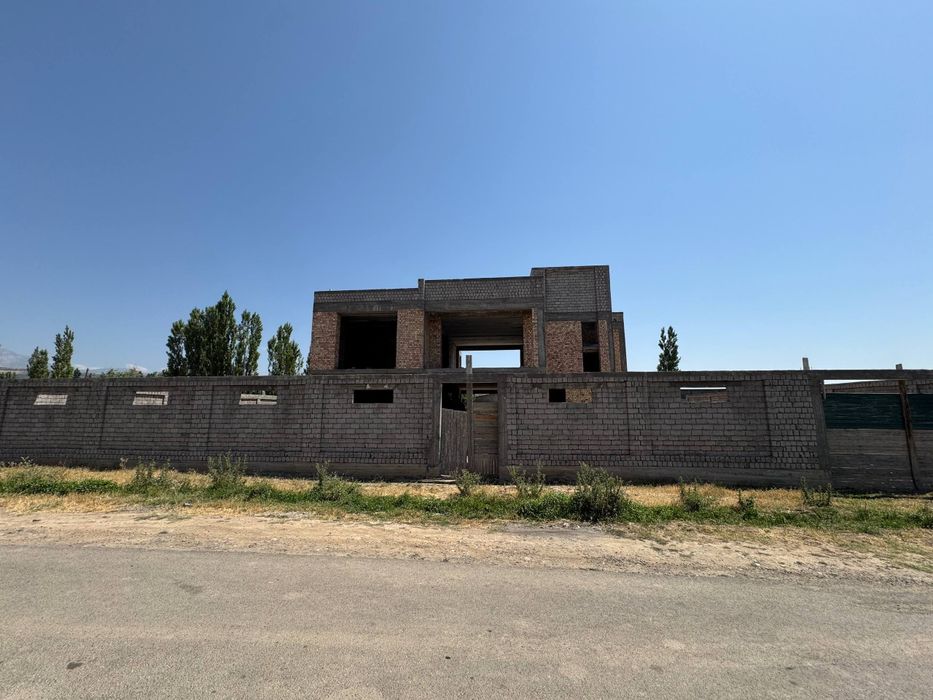 Срочно Продаётся Участок с Коробкой Oq tosh