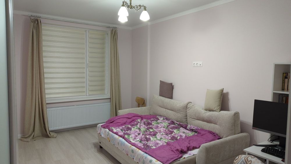 Сдается комната девушке в жк Qazyna