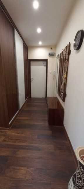 Дава се под наем Двустаен апартамент в София, Младост 1 - 68 кв.м за 547.23 € - Снимка #4