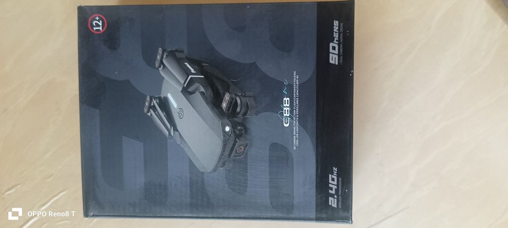 Дрон квадрокоптер для детей