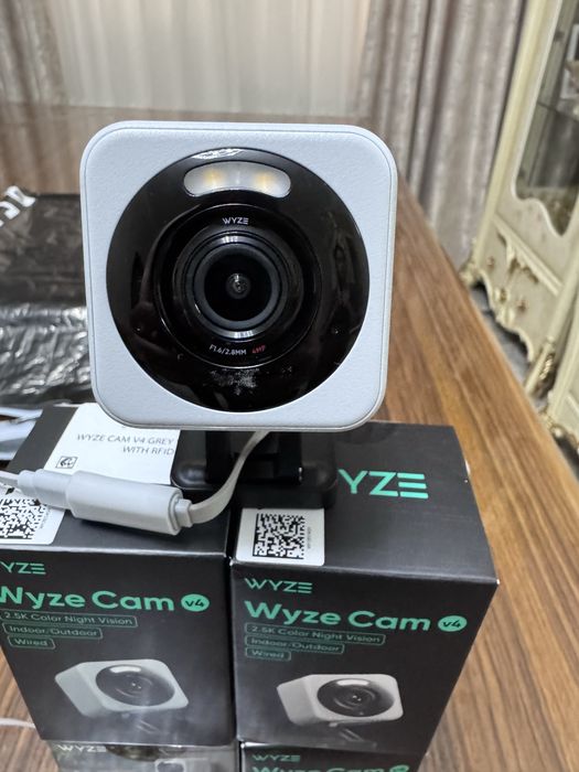 Камера. Wyze camv4 проводная умная камера.
