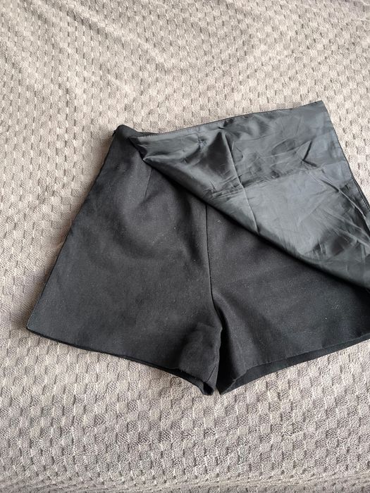 юбка-шорты в виде трапеции