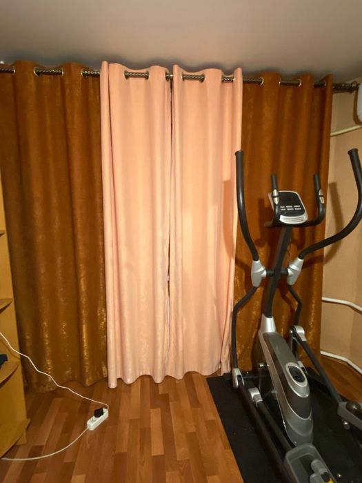 Продам плотные шторы