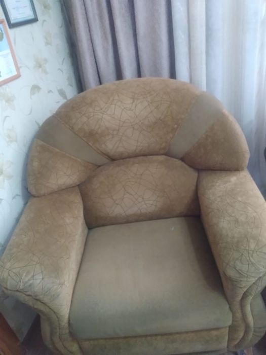 Продам диван уголок тройка
