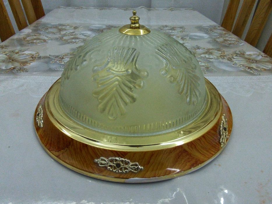 Светильник для ванны