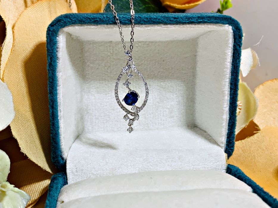 кулон и цепочка с бриллиантами и натуральным камнем – Сапфир