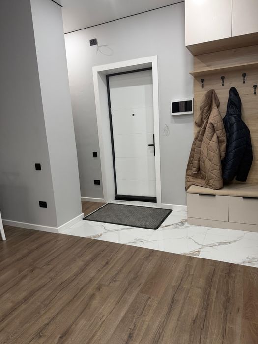 Сдам 2 ком квартиру