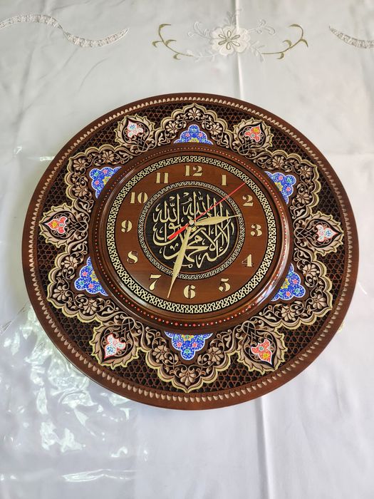 #Suvenir. Soatli lagan yong'oq daraxtidan yasalgan. 85% qo'l mehnati