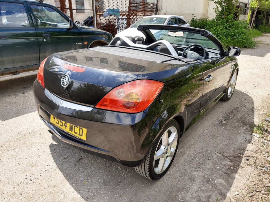 Opel Tigra B на части