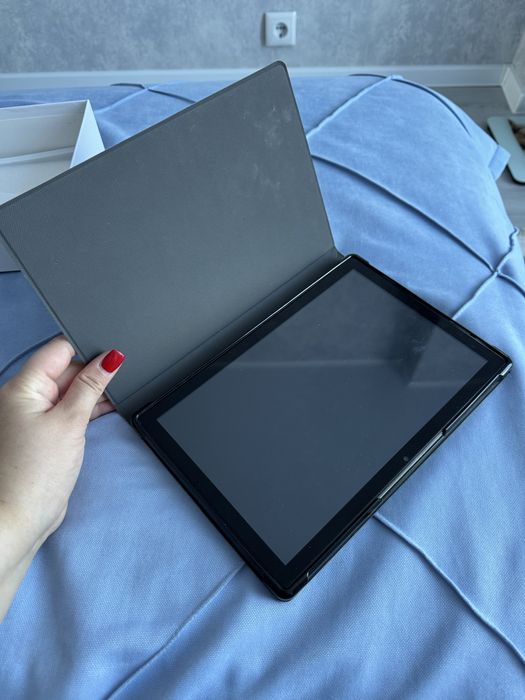 Планшет/ мини ноутбук