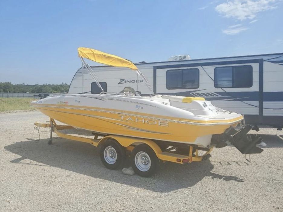Катер Tahoe 2150
